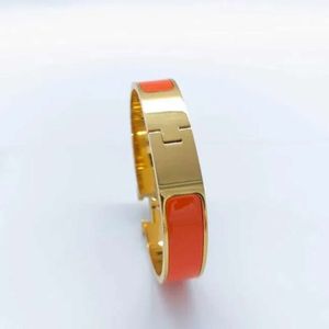 Classsic Designer Bangle Letter Gold Jewelry Woman Bangle Stainless Steel Man 18 Color Gold Buckle 17/19 Size Fashion Titanium Steel Jewelry