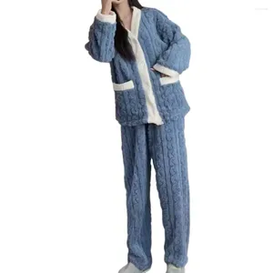 Indumenti da notte da donna Pigiama in velluto Set invernale accogliente per le donne Pigiama termico in peluche con top a maniche lunghe con scollo a V Pantaloni a gamba larga