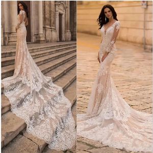 Appliques in pizzo Cathedral Train Mermaid Wedding Dresses a V-Neck Botton Back Tulle Abito da sposa BIGNOUS BES121