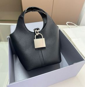 Bolsa de balde de balde feminino Bolsa de couro de moda Lock Hasp Luxury Designer Mini Totes Bag Women Ba Black Bags