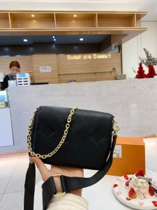 Designer Tote Women Chain Bag Luxury Shoulder Bag BubbleGram Lady Clutch Handväska Fashion Messenger Classic Flower Printed Evening Bag