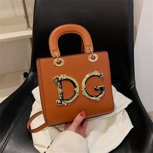 Womens New Daifei Handbag Single Cross Body Letter Square 70 ٪ خصم على الإنترنت المبيعات عبر الإنترنت