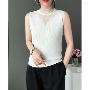 Kvinnors tankar 2024 Sticked Vest for Women Hollowed Out Mesh Summer Lace Wood Ear Edge Ice Silk Sleeveless Top Korean Fashion Clothing