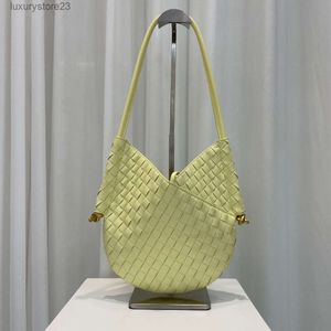 Çantalar moda küçük tasarımcı venata 2023 bayan marka totes gündönümü trend el yapımı dokuma tote bottaega kalabalık tembel stil bir çanta omuz eğik çanta kadın zuctuw5