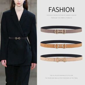 2024 Ladies Leather Belt Fashion Fashion a doppio lato giovane versatile Domande femminile maglione di jeans cinture in vita a più colori BH886