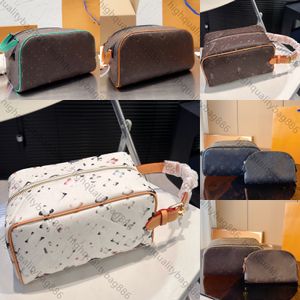 Nuova borsa per il trucco di design di alta qualità borsa tote di design per uomo donna borsa per il lavaggio di lusso con stampa vintage in tela con cerniera in pelle con apertura e chiusura per il trucco