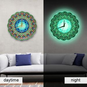 Stich Luminous Diamond Clock Mandala Diamantmalerei Eingelegtes 5d Diamond Stickerei Spezifische Schatten Perlen DIY Home Wall Decoration