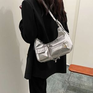 Дизайнер сумок через плечо продает популярные брендовые сумки подмышки с новой женской высококачественной модной сумкой на плечо с цепочкой