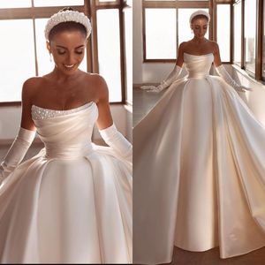 Vintage Satin Ball Gown Wedding Dress For Bride Pearls Strapless Arabic Vestido De Noiva Sweep Train Robe Mariage Bridal Gowns