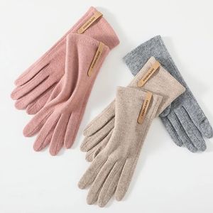 Women Autumn Winter Keep Warm Touch Screen Thin Cashmere Gloves Cycling Drive Fashion Elegant Letter Mark Windproof 240314