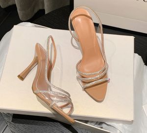 Kvinnor Summer Rhinestone Slingback Pumps Office Lady Transparent hälen Sandaler Elegant Point Toe Female Sexy High Heels Storlek 35-42