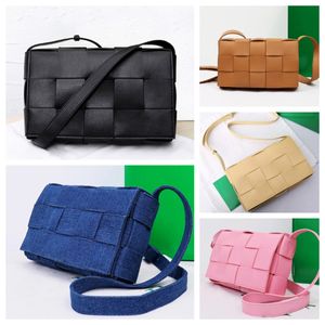 Brand Fashion Luxury Woven Shoulder Bags Man womens Messenger bag Cassette 15 Grid Tofu woven bag Designer Crossbody bag Fashion Simple matte leather bag Square Bag