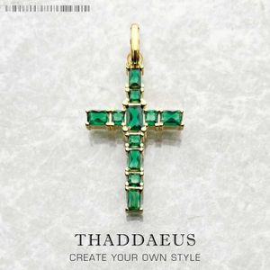 Pendant Necklaces Gold Plated Cross Green Stones Pendant Brand New Fine Jewelry 925 Sterling Silver Accessories Stylish Gift For WomanC24326
