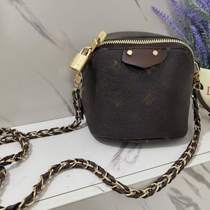 Evening Bags2024 Designer Bag Swinger Bag Women Axillary Bag Handväska Purse äkta läder 2 remmar Old Flower Top Quality Flap Distress