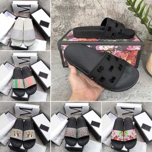 Novas sandálias de designer de alta qualidade chinelos de borracha clássicos slides sandálias florais brocado mulher homem chinelo flat bottoms mulheres homens moda listrado praia flip flops