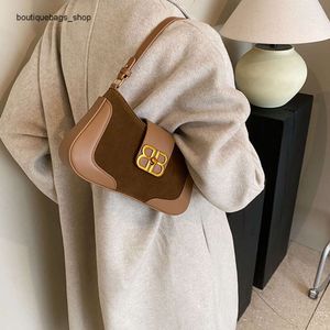 Shoulder Bag Brand Discount Women's Fashionable and Small Square Underarm Womens New Commuting Shoulder High-end Feeling