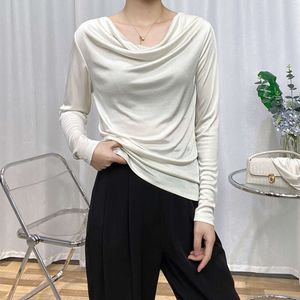 French Style Swing Neck Acetic Acid Long Sleeved T-shirt for Women's 2024 Spring and Autumn New Design Sense, Niche Temperament, Loose Collarbone Top
