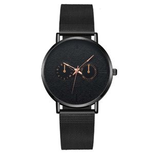 Fashionable Milan with Mesh and Quartz Watch, Men's Version