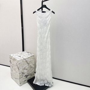 Womens Dress USA Fashion Brand White Silk Sleeveless Relief Flower Pattern Fancy Dress