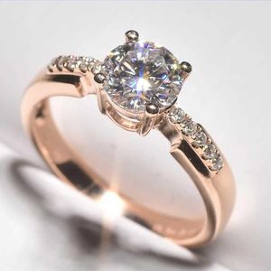 Band Rings Huitan 2022 Hot Wedding Band Womens Ring Set med AAA Cubic Zirconia Silver/Gold Luxury Par Förlovningsring J240326