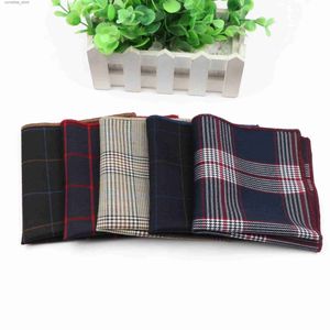 Handdukar Mens Retro Hanky ​​Mens Pocket Square Handkakor 23 * 23 cm lång Y240326