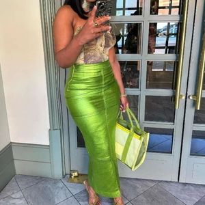 Metallic Green Skirt Y2K Women High Weist Back Slit Maxi Shiny A-Line Chaipper Up Summer Streetwear Party Clubwear 240314