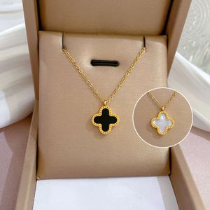 Lucky Zircon Four-Leaf Clover Grass Pendant Necklace Stone Woman Mother Girl Gift Wedding Blessing SMycken