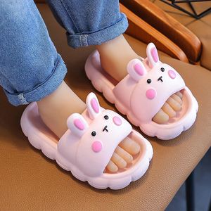 Yaz Çocuk Terlik Sevimli Çocuklar Karikatür 3D-Rabbit Terlik Nefes Alabilir Slip Slip Slip Banyo Yumuşak Slipper Çocuk Kızlar İçin 240311