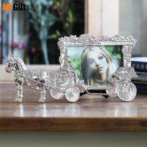 Frame 5 Inch Classic Horse Carriage Photo Frames for Picture European Metal Foto Frame Table Decor Birthday Wedding Gifts Shadow Box