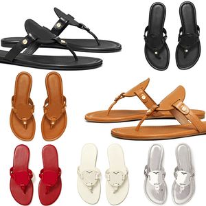 2024 Frete Grátis TB Tory Sandália Torysslidesburch Tory Sapatos Designer Chinelos Moda Conforto Womens Slider Sandálias Flip Flops Sapatos para Mulheres Sapatos Treinadores