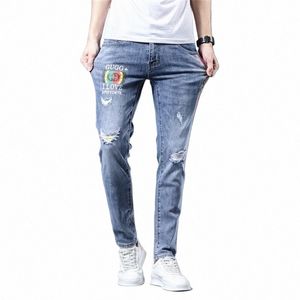 Navio livre 2021 novo clássico masculino rasgado bordado jeans finos meados de cintura reta impresso calças casuais q2b8 #