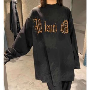 Desginer Balanciaganess Hoodie Baleciaga Paris B Ev çamur boyalı Sanskrit Gotik Mektup Yıkım Çöp Stili Gevşek Erkek ve Kadınlar Uzun Kollu T-Shirt Üst