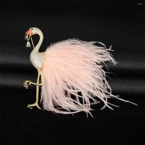 Broschen 14K vergoldeter Vogel für Frauen 3-Farben-Feder Flamingo Hand eingelegt mit Zirkon Jahr Brosche Pin Freunde Geschenke