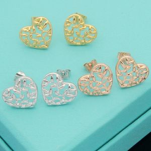 Sweet Heart Earrings S varumärke Dupe Olive Cluster Leaf Love Stud Earring For Women Girls Kvinna Elegant Designer Smycken T Party Earwear Earstuds Blue Present Box