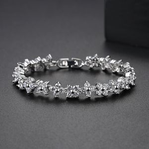 4/Leaf Flower Bracelet Korean Style Super Sparkling 3A Zircon Small Flower Bracelet Fashion Women Bracelet Party Dinner Jewelry Valentine's Day Birthday Gift spc