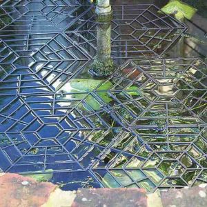 Jackets 10pcs Pond Fish Protection Nets Plastic Hexagonal Fish Guard Float Mesh Pool Goldfish Protective Netting