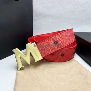 2024SS Cinture da uomo firmate Moda Uomo Cintura da donna Lettere dorate fibbia 3,3 cm di larghezza Pelle rossa con scatola designer Cintura da uomo