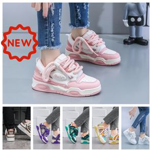 2024 Designer Shoe Lace Up Fashion Platform Sneakers Uomo Nero Bianco Uomo Donna Scarpe casual GAI Taglia 35-45 Scarpe eleganti comfort