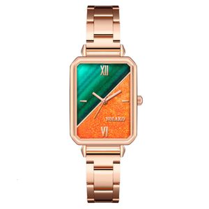 Mode Little Green Women's Square Spliced ​​Steel Band Quartz Watch