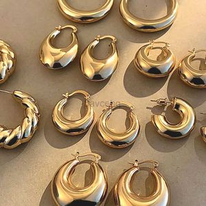 Hoop Huggie New 18K Gold Plated Smooth Metal Thick Hoop Earrings Vintage Thick Hatch Earrings Womens Round Declaration Jewelry 240326