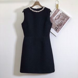 Designer Dress Trend 24 Early Spring New Handmade Beaded Round Neck Sleeveless Waist Slimming Style Versatile Dress