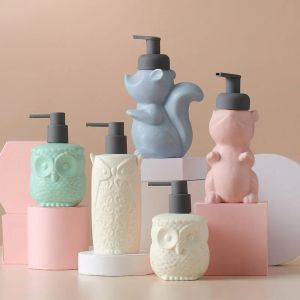 Dispensers Ceramics Foaming Soap Dispenser Cute Animal Shape Refillable Pump Bottle Making Foam Container Bathroom Accessories