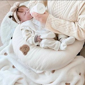 Kid Pillow Moon Shape Detachable Sleeping ChildrenS Headrest For born Baby Bear Design Decorative Breastfeeding 240313