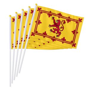 Acessórios 14 * 21 cm Reino Unido Reino Unido Escócia Bandeira Real de Mão, Escócia Britânica Leão Portátil Pequena Bandeira de Ondulação Decoração de Mesa Presentes, 50/100pcs