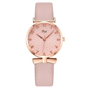 Mode New Digital Belt Belt Quartz Watch Trendy Women's Style