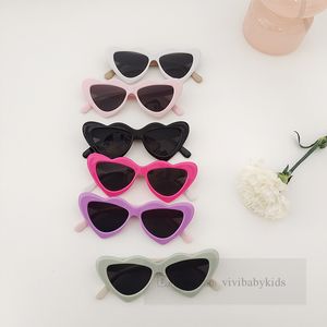 Kids cat eyes sunglasses girls love heart frame sun glasses summer children Uv 400 goggles boys beach sunblock shade Z7341