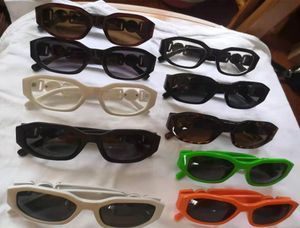 Küçük retro güneş gözlükleri erkek kadınlar perçin leopar çay tonları vintage yeni tasarımcı gözlükleri oculos uv400 10 renk gafas de sol 10pcs f5220876