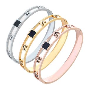 Bangle Designer Jewelry 18k złota kobiety Clover Clover Belt Belt Burek Bransoletka Tytanowa stalowa Bransoletka Spersonalizowana i wykwintna stali nierdzewna Del Dhufr