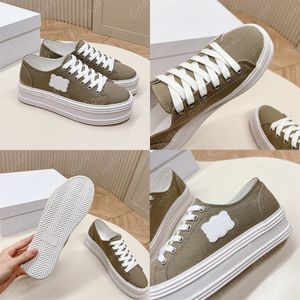 Designer Sneakers Gabardine Nylon Casual Shoes Brand Wheel Trainers Luxury Canvas Sneaker Fashion Platform Solid höjda män Kvinnor Tränare