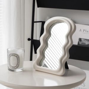 Specchi Specchi per tutto il corpo Specchio da parete irregolare Specchi estetici decorativi per la camera da letto Decorazioni per la casa Forniture per il trucco femminile